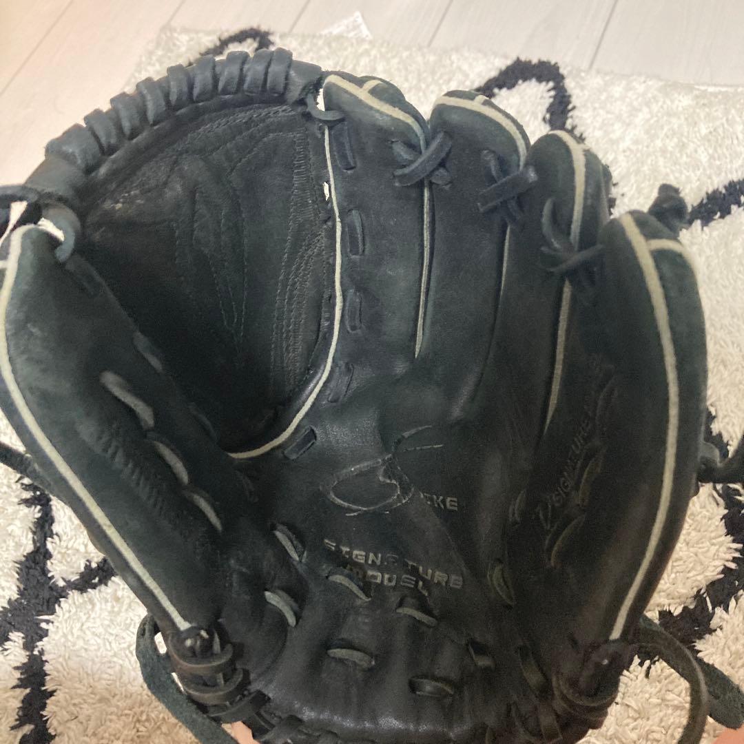 Nike ブラック 軟式グローブ