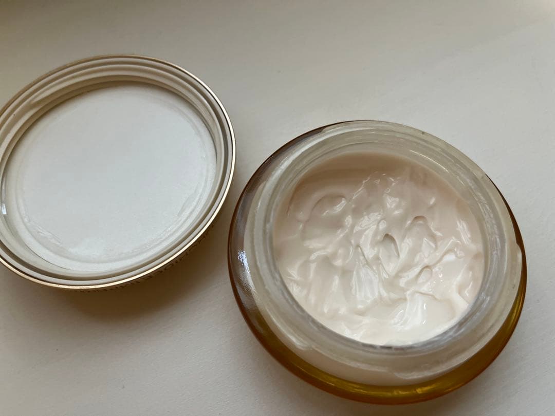 専用　ゲラン オーキデ アンペリアル ゴールドノビレ ザ クリーム