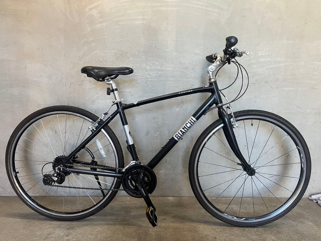 クロスバイク　Bianchi cortina ビアンキ コルティーナ
