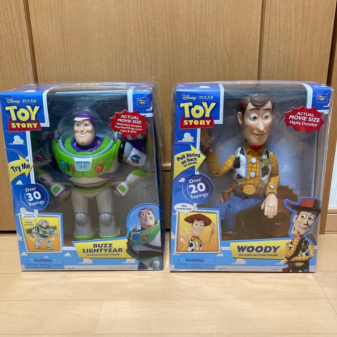 トイストーリー バズライトイヤー・ウッディ　トーキングフィギュア2体セット