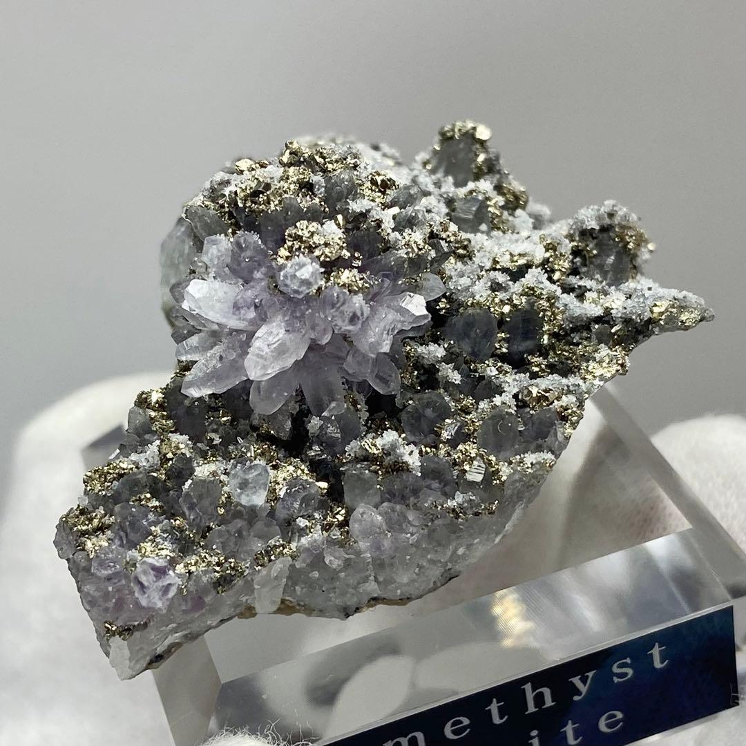 アメシスト　パイライト　紫水晶　黄鉄鉱　鉱物標本　天然石　ストーン　アメジスト