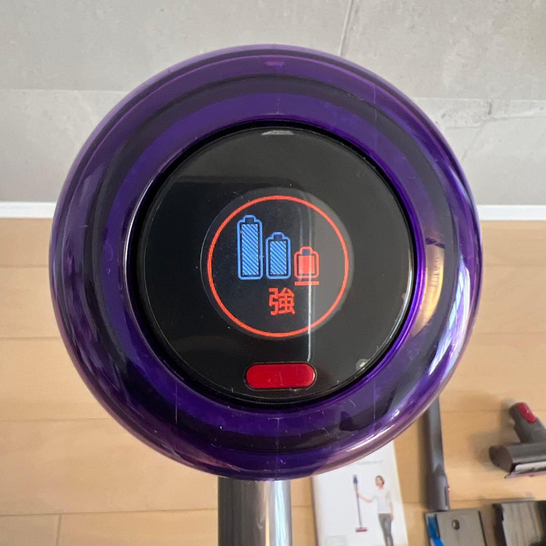 ダイソン Dyson コードレスクリーナー SV18FF 掃除機　充電スタンド付
