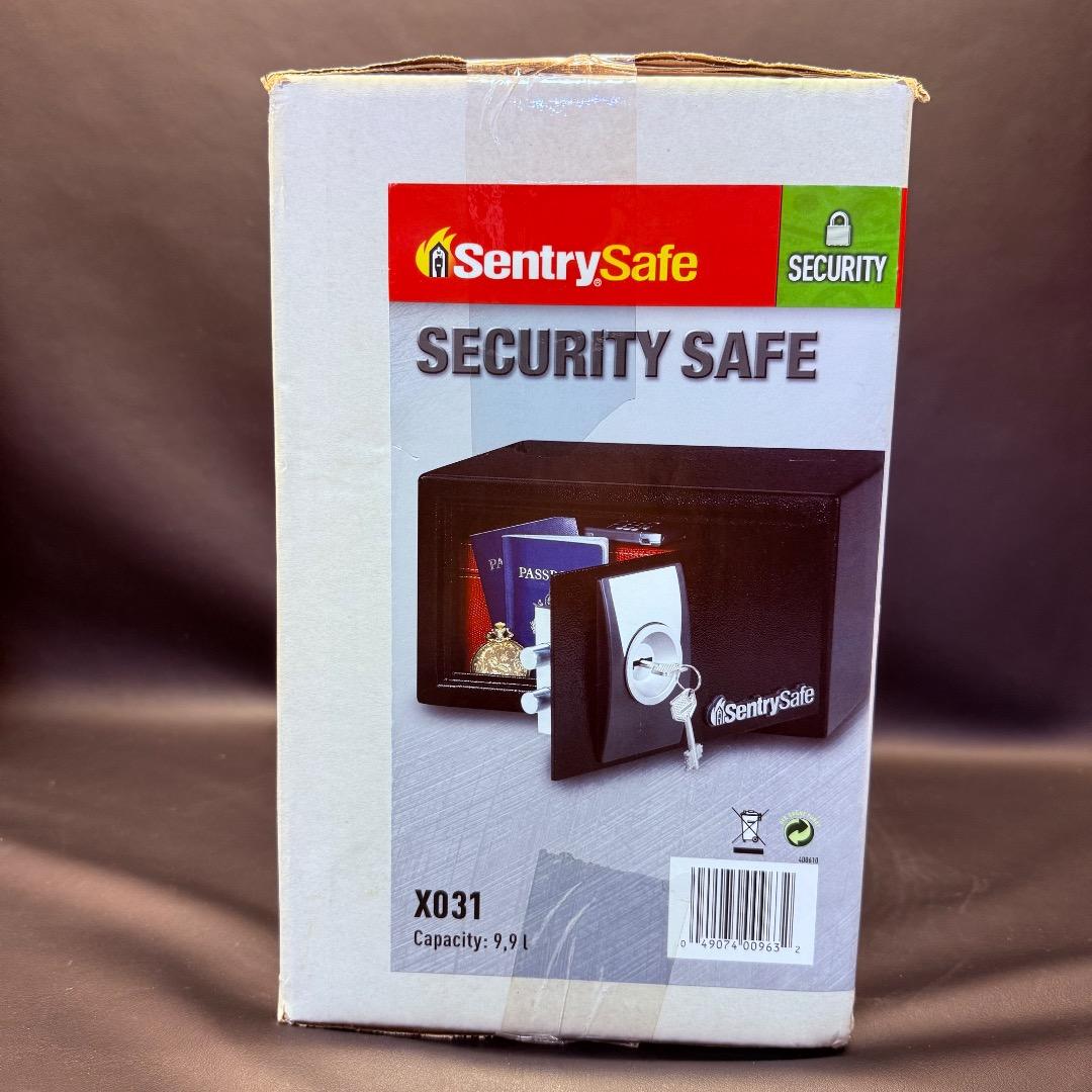 ◉※後右1006 未使用保管品 SentrySafe X031 金庫 保管庫