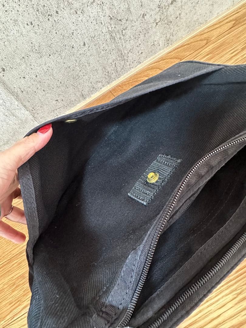 IRON HEART 黒鎧 ショルダーバッグ