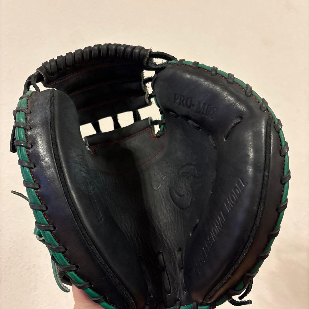 PRO-M16 軟式グローブ 黒/緑