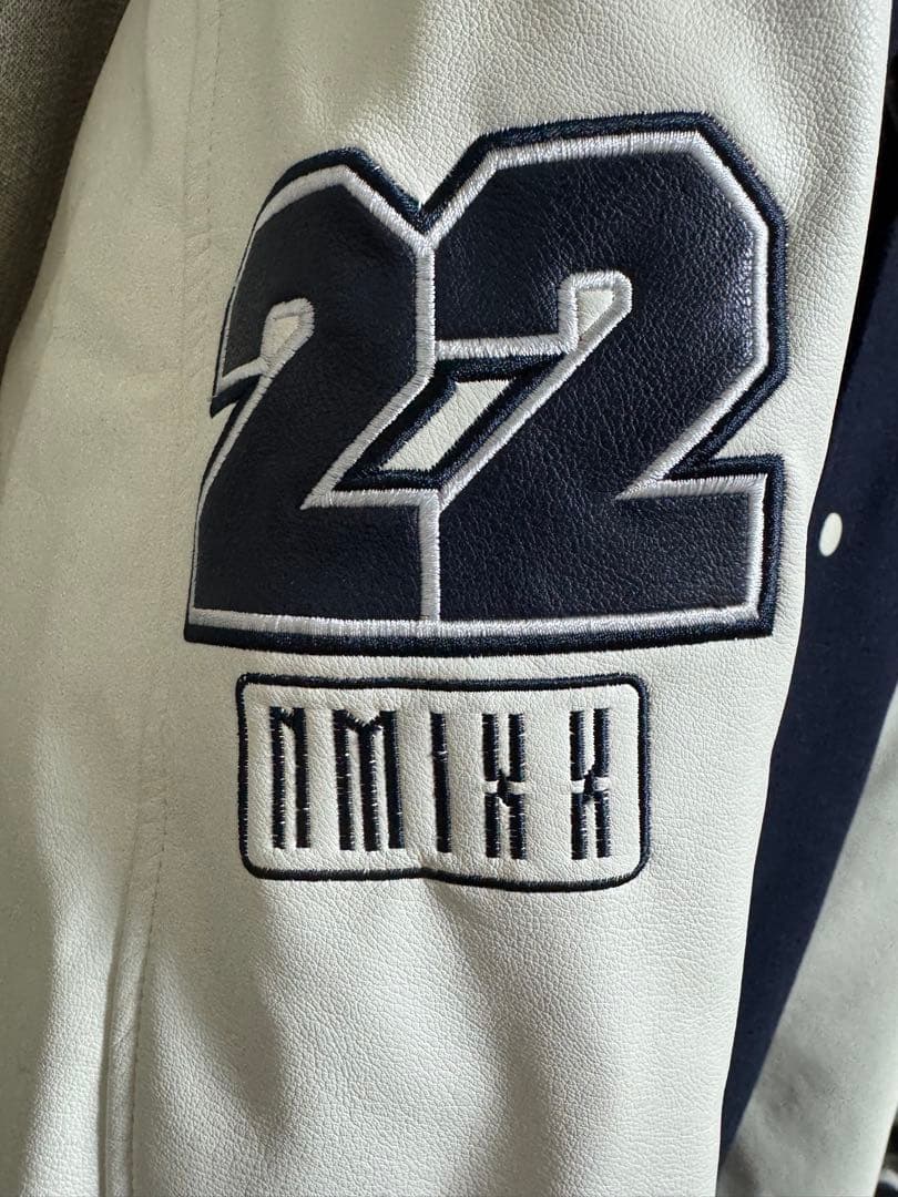 最終値下げ 【公式】NMIXX スタジャン XL メンバー指定でトレカ付