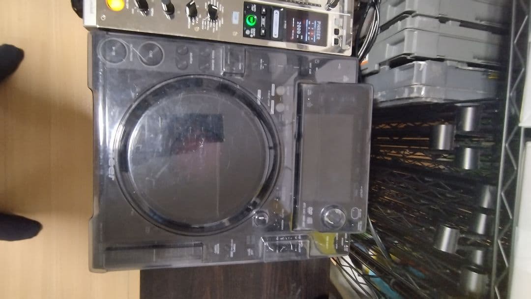 Pioneer CDJ-2000カバー付き(使用ほぼ無し/訳あり特価)本日値下げ
