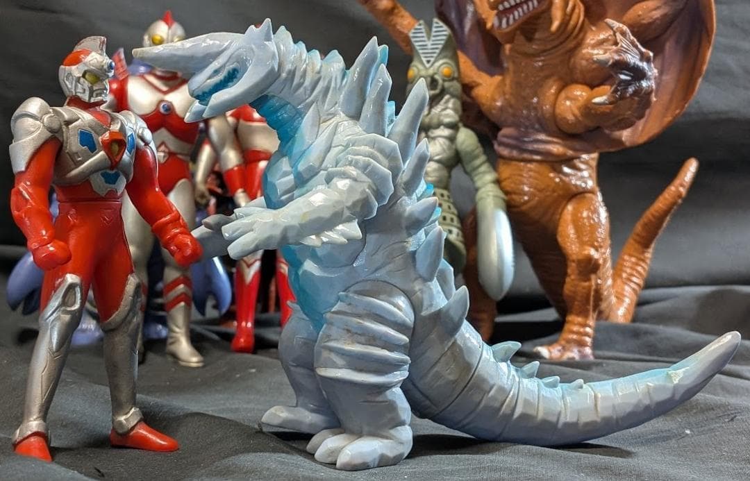 ウルトラマン80＆バルタン星人5代目・グレート＆ゲルガドン他（バンダイ）10体