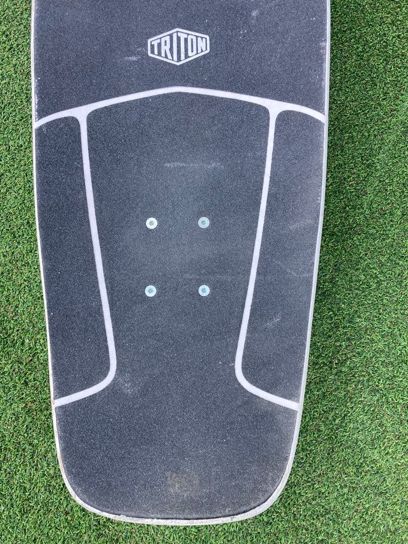 カーバーサーフスケート 30\" TRITON