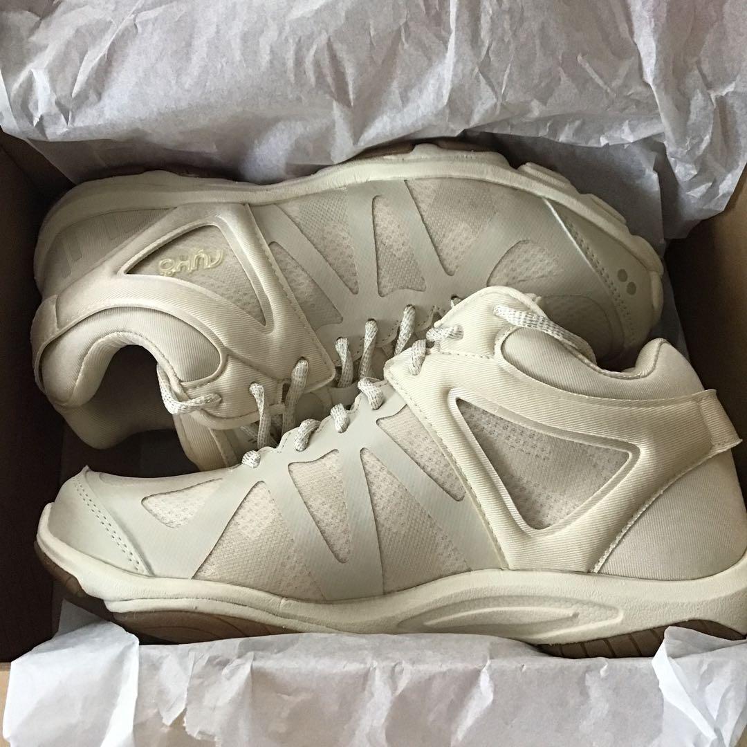 ライカシューズ　23.5cm us:7