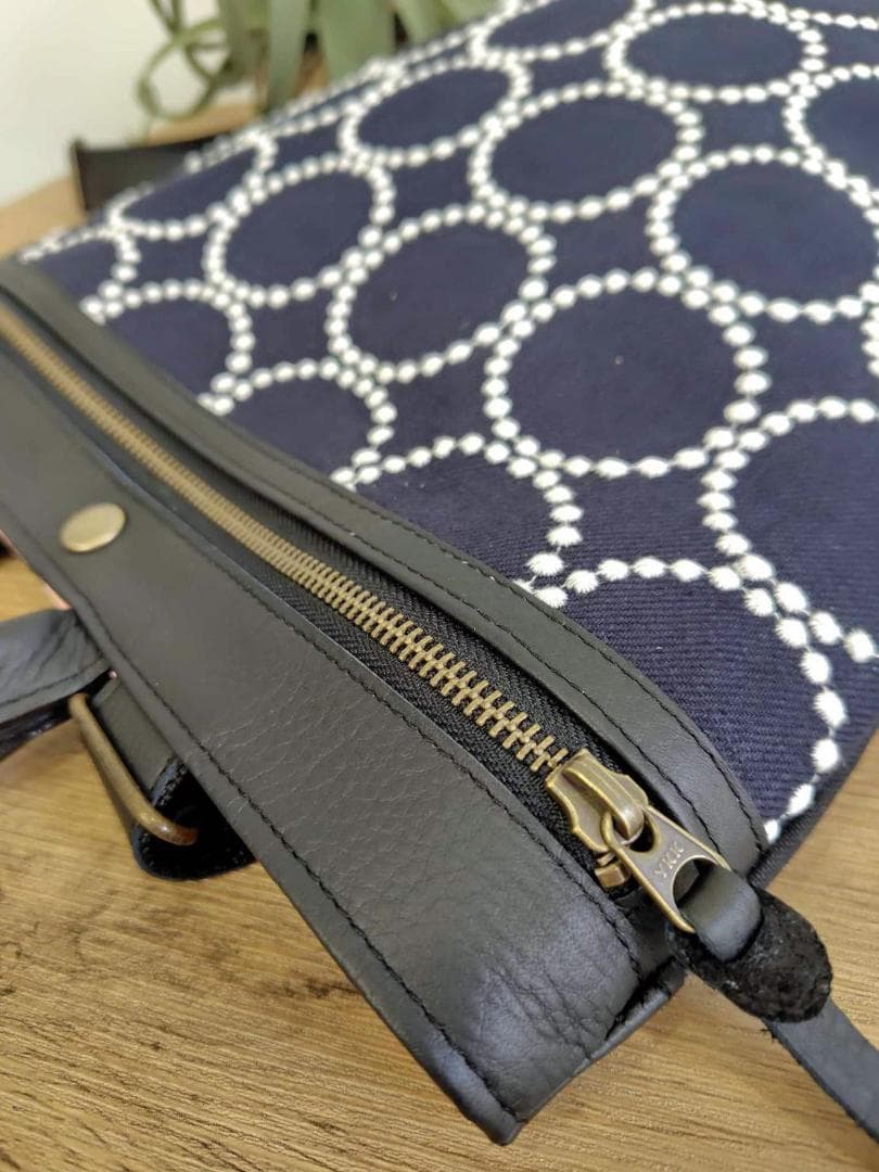 【専用】/2025tambourineタンバリンネイビー×白/牛革A4トー