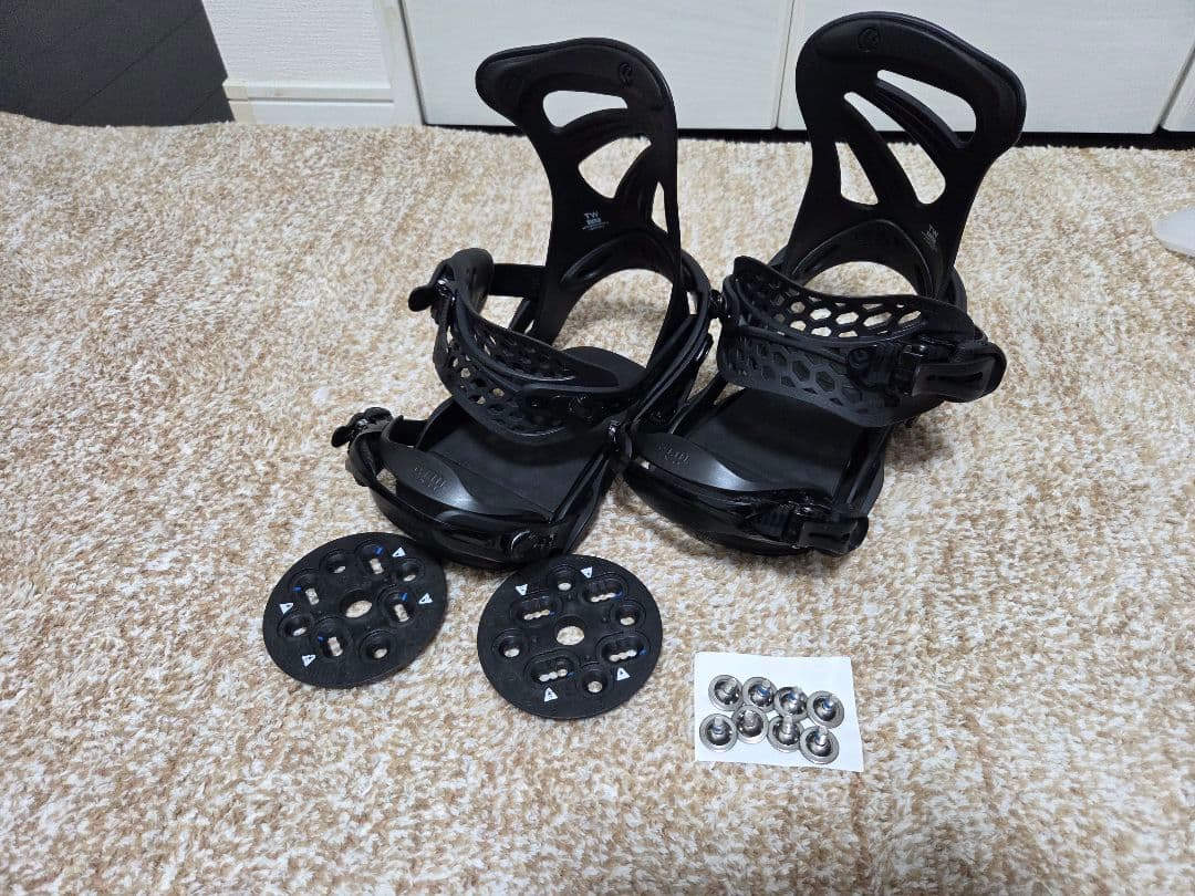 FLUX TWスノーボードビンディング Sサイズ