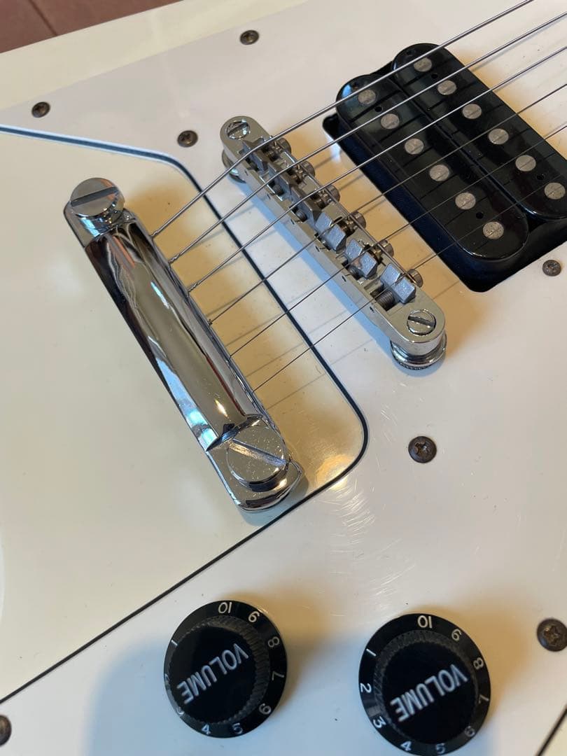 Monsty フライングV ソフトケース付き　音出し確認済み