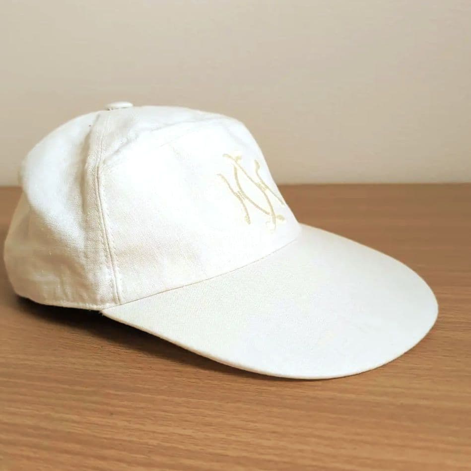 雰囲気抜群 HERMES リネンキャップ 白 58 フランス製 d63