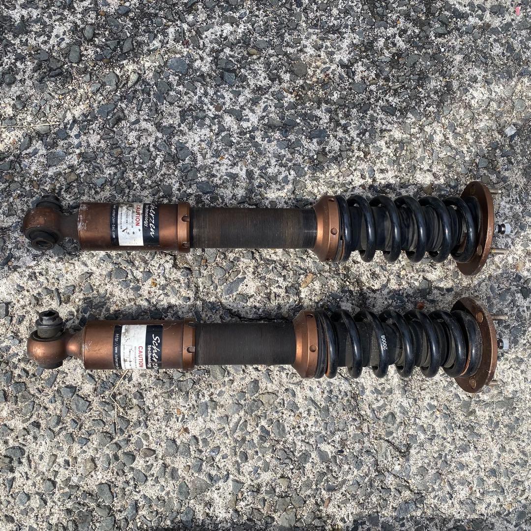  E60 5serieスプリング付きショックアブソーバー 4本セット