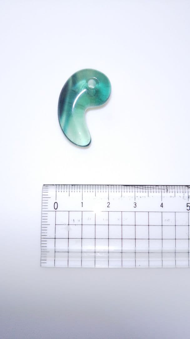 【早い者勝ち】 美品 勾玉 パワーストーン 波動