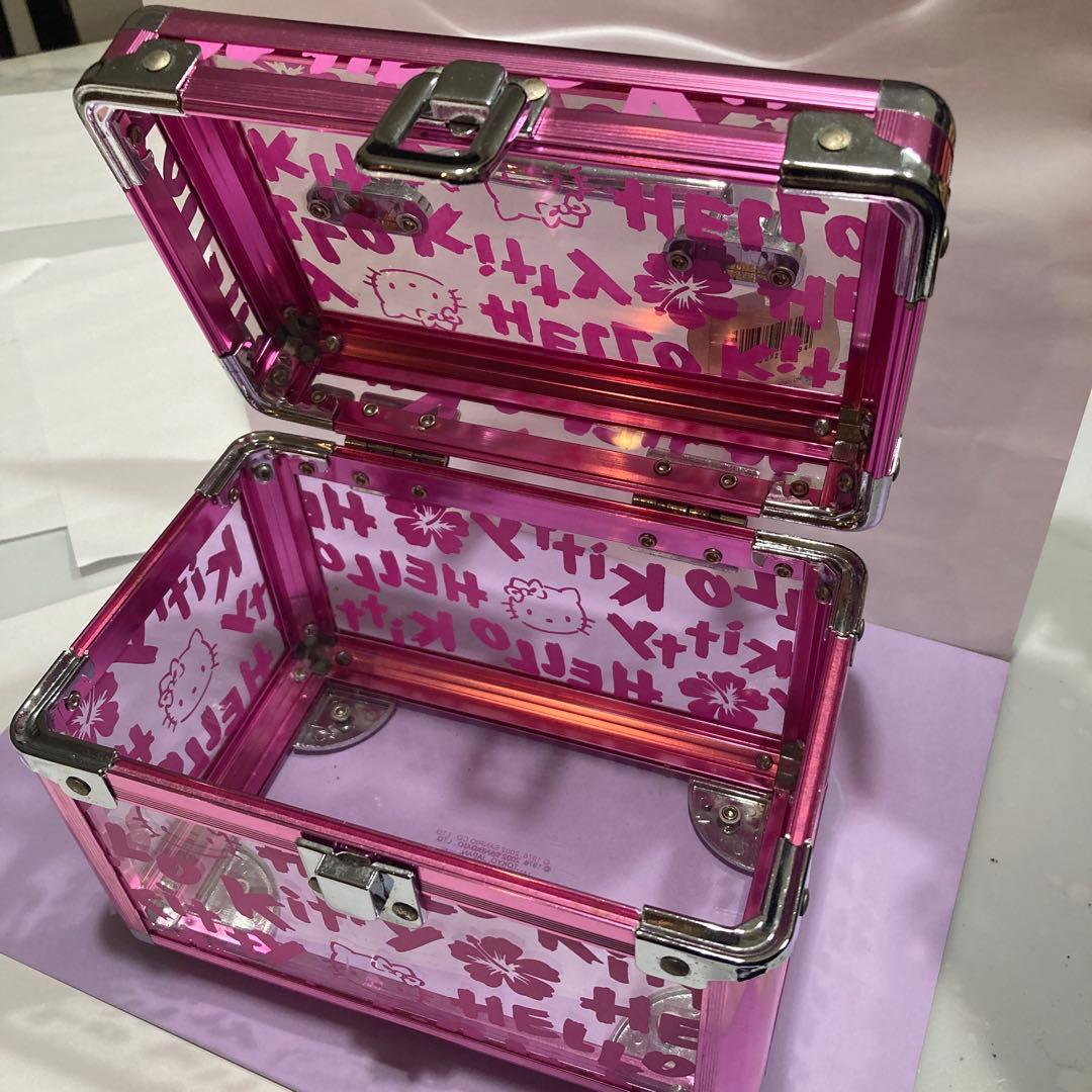 希少　ハローキティ 小型ボックス 平成レトロ　日本限定2002年製　超レア