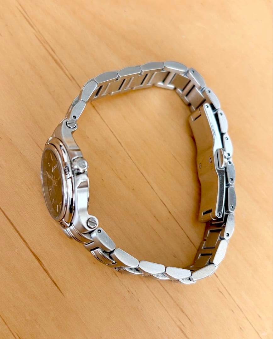 稼働品　GUCCI グッチ　レディース　9040L クォーツ　デイト　ブラック