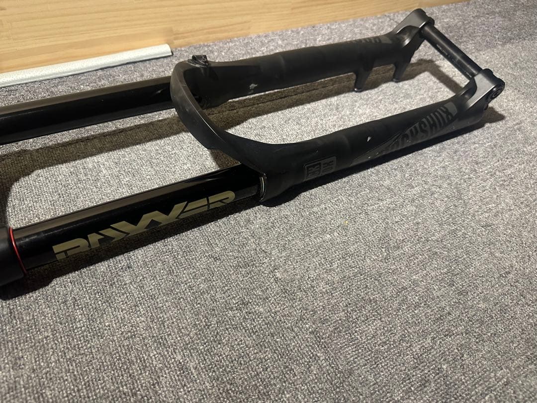 RockShox BOXXER サスペンションフォーク　racefaceポスト付