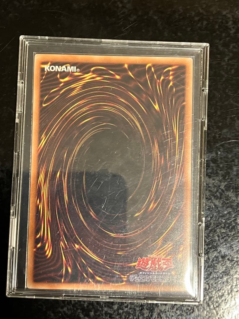 迷宮城の白銀姫プリズマ