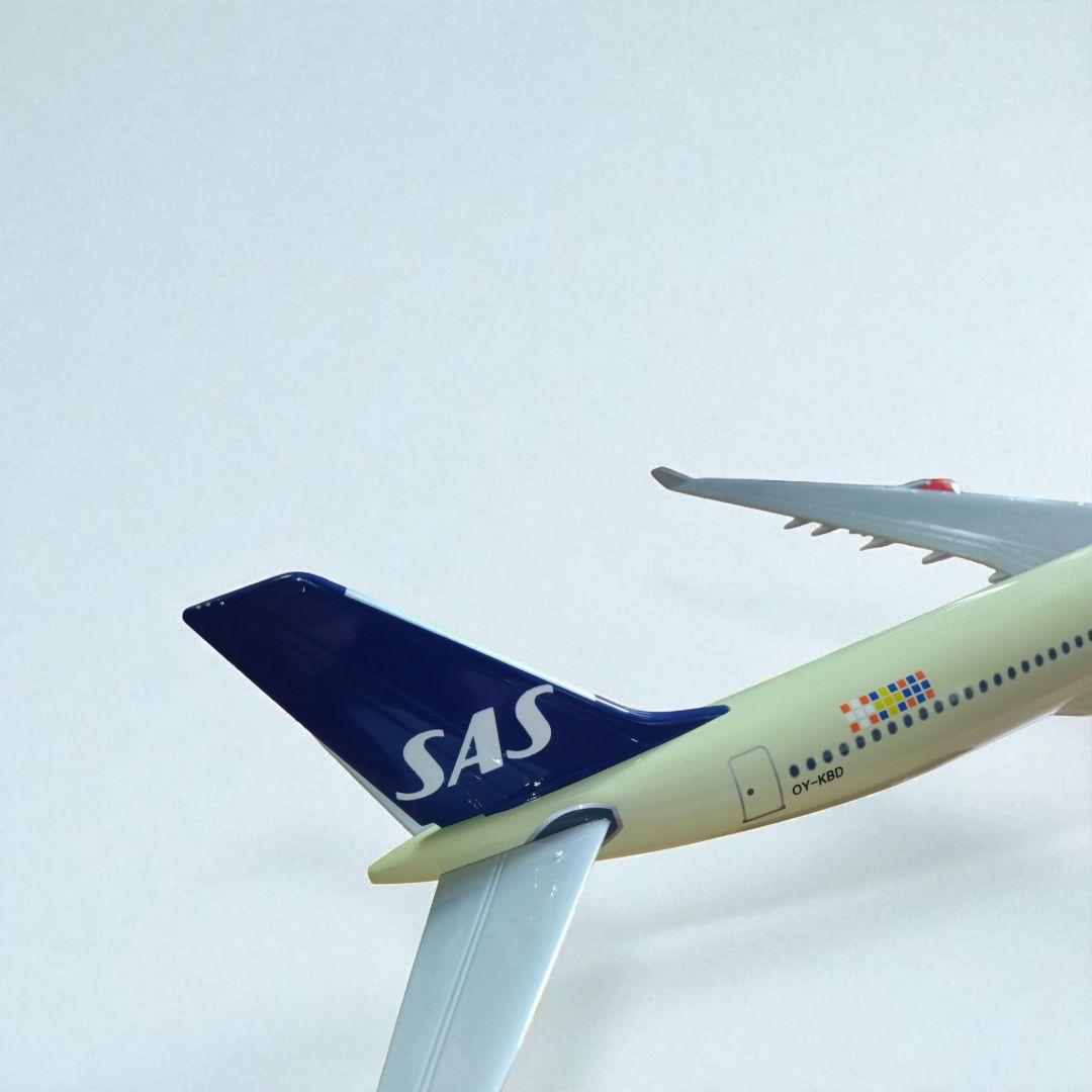 値下げ【航空ファン必見・激レア】SAS A340 オリジナル塗装　1/150