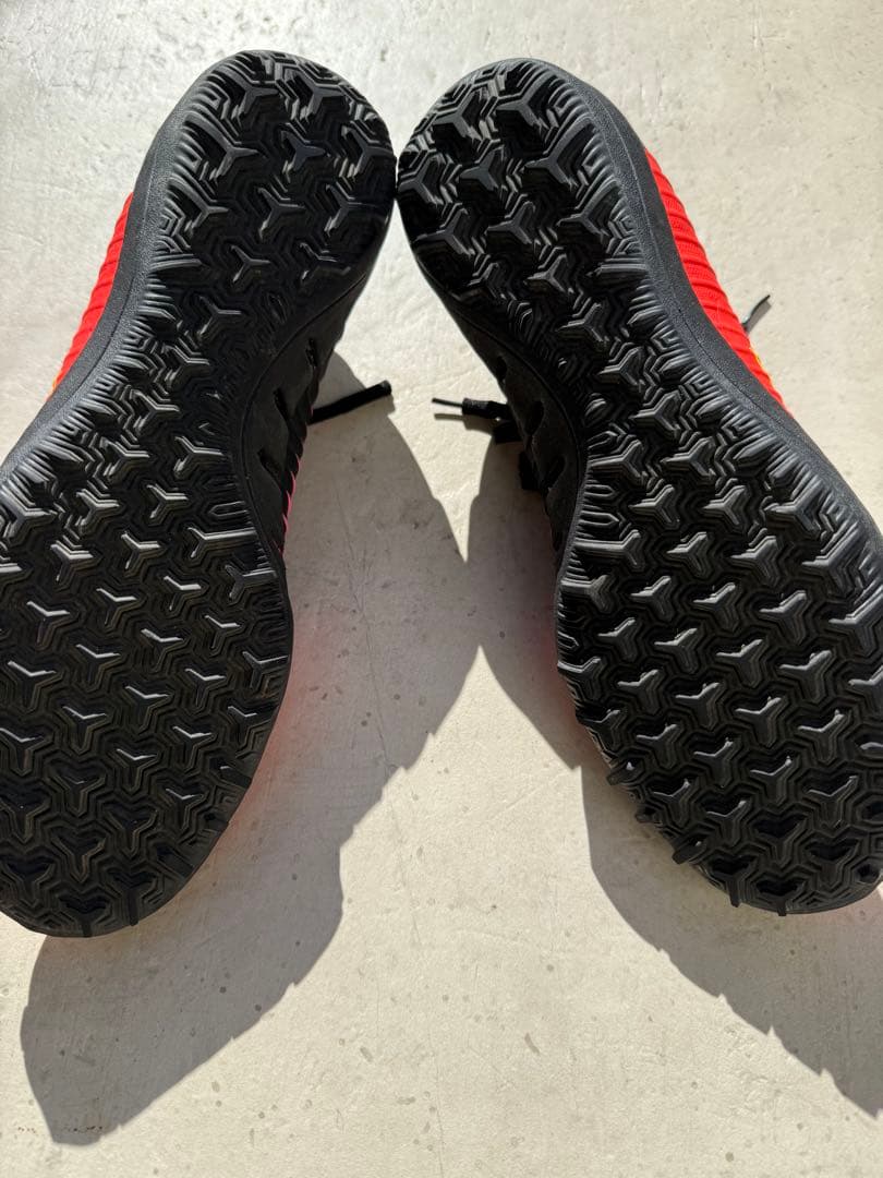 NIKE マーキュリアル トレシュー　フットサルシューズ　サッカーシューズ