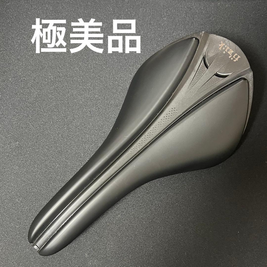 fizik VERSUS EVO ALIANTE R1 カーボンサドルフィジーク