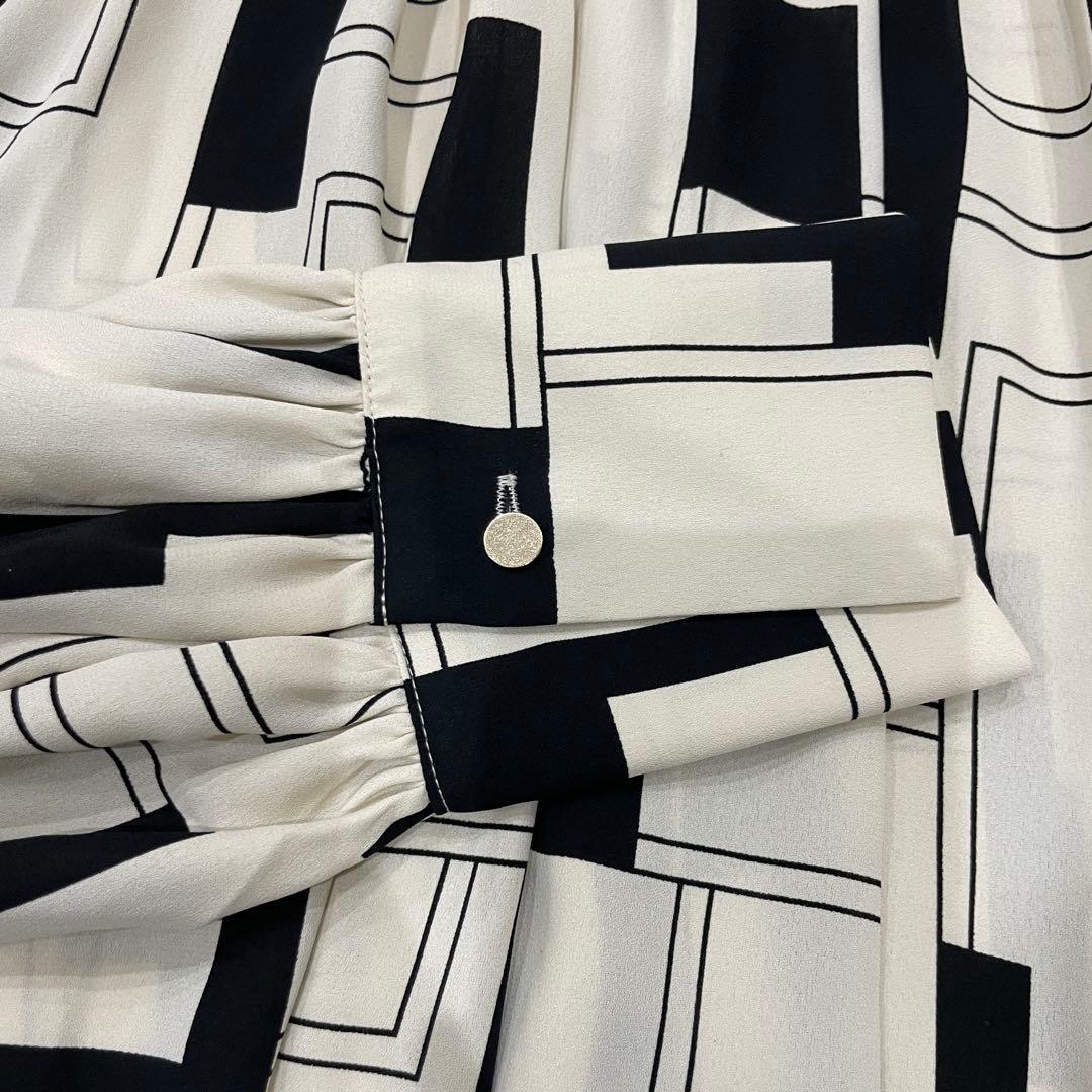 新品★ヤマダヤFENNELボリュームスリーブ ブラウス 幾何学模様 モノトーン