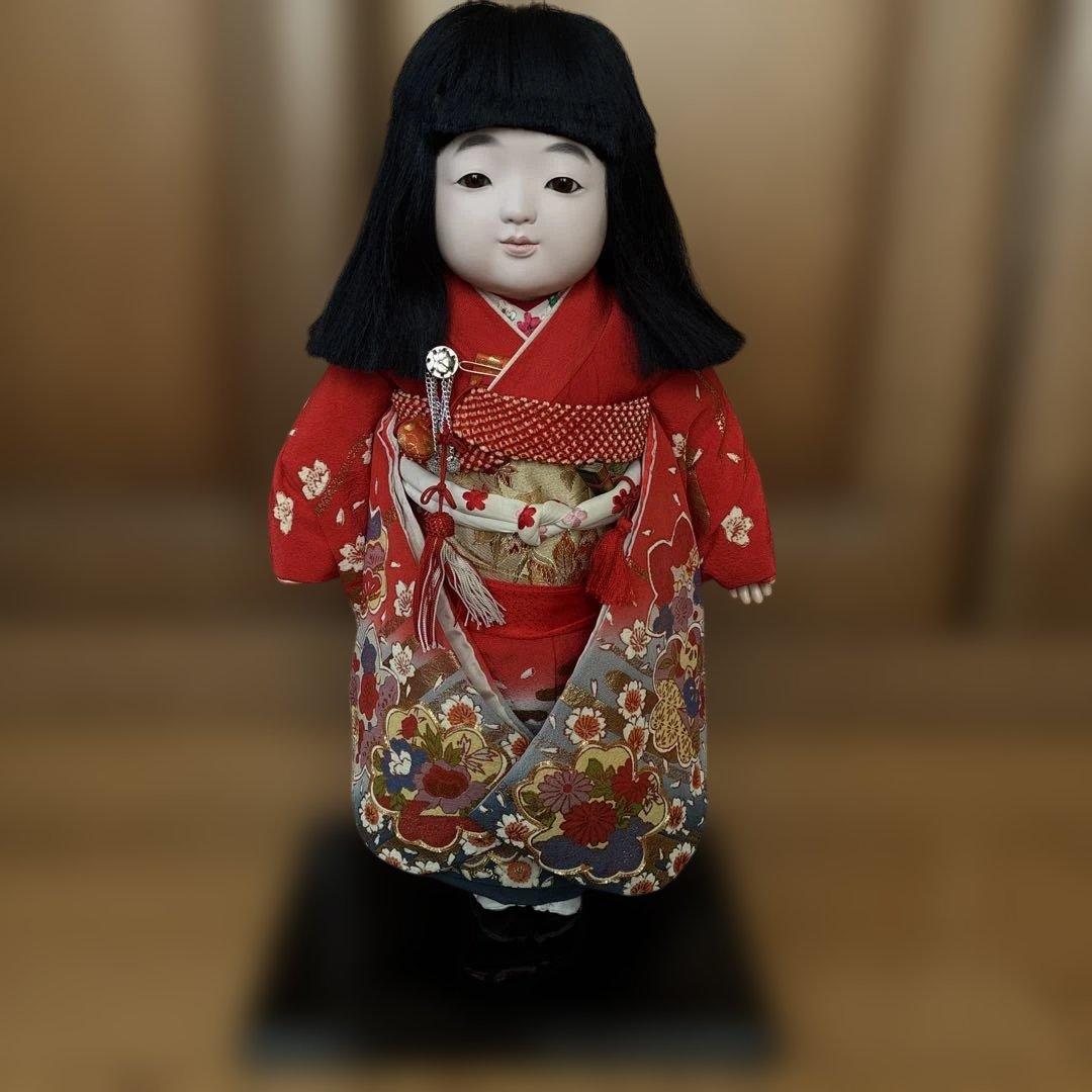 市松人形 赤い花柄　［松乾斎東光作］