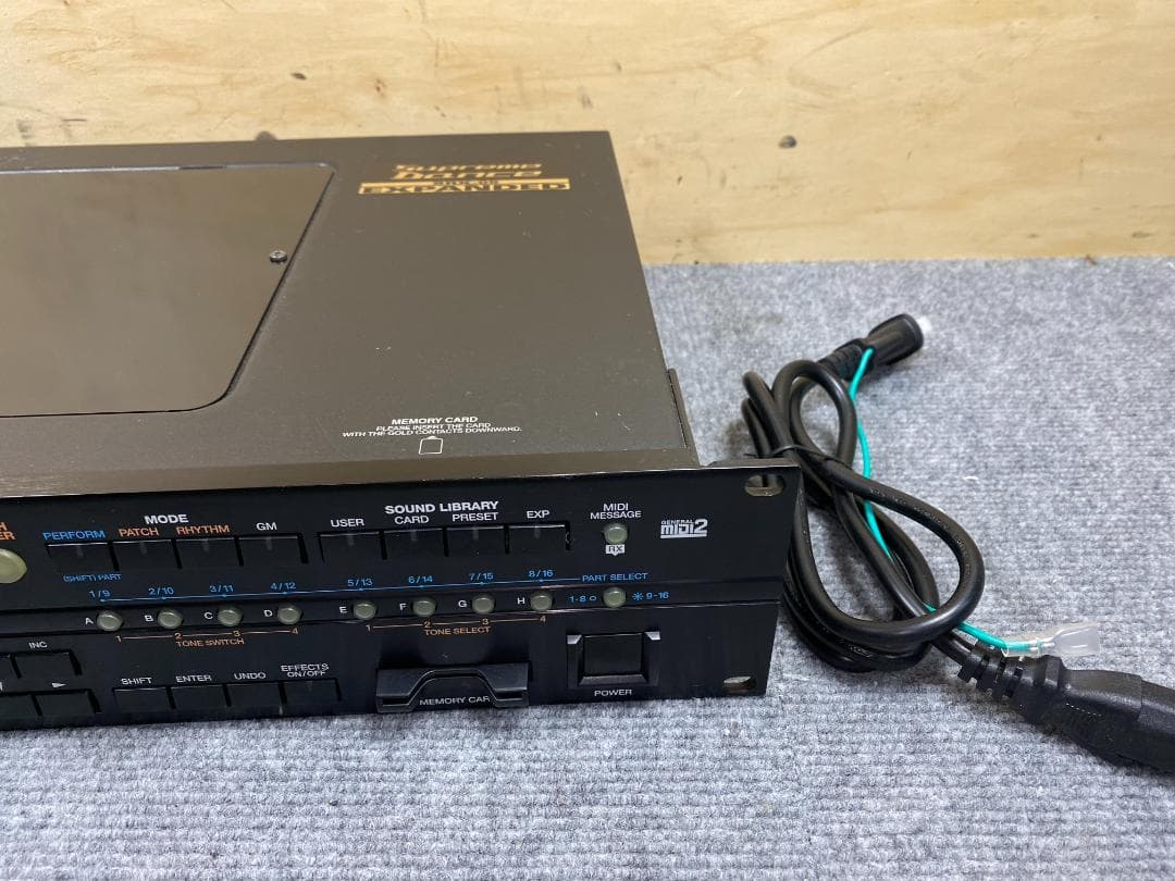 Roland ローランド XV-3080 音源モジュール