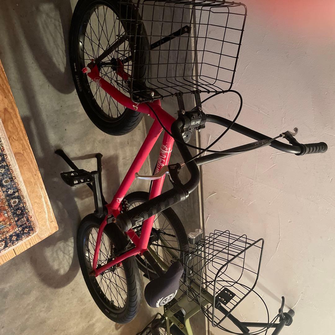 Volume レッド BMXバイク
