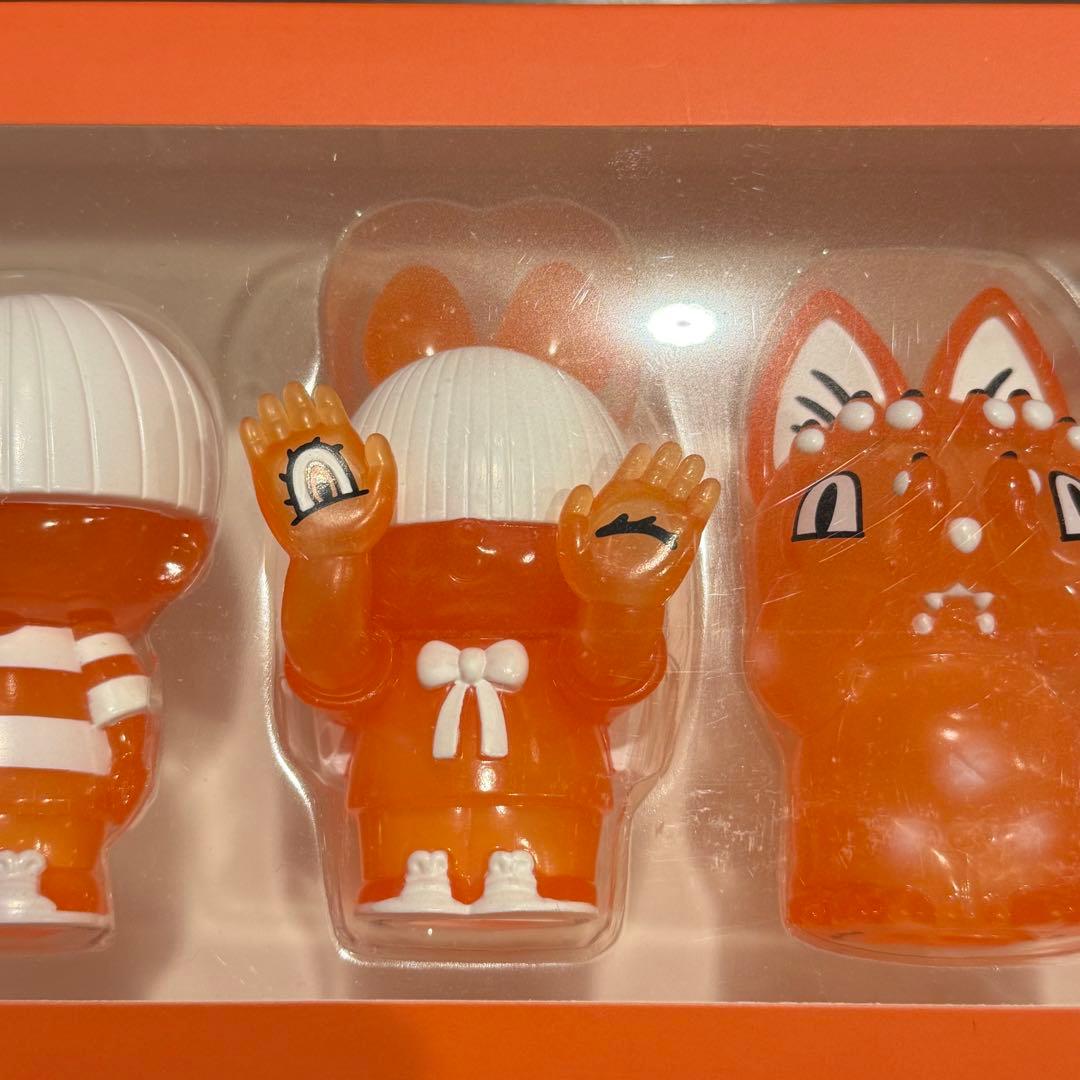 GRAPE BRAIN 22nd 指人形セット　にぎるちゃん　直筆サイン