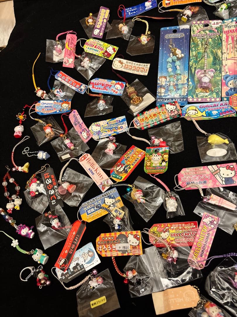 【レア】ご当地 ハロー　キティ　根付け　ストラップ　限定　廃盤品 Sanrio