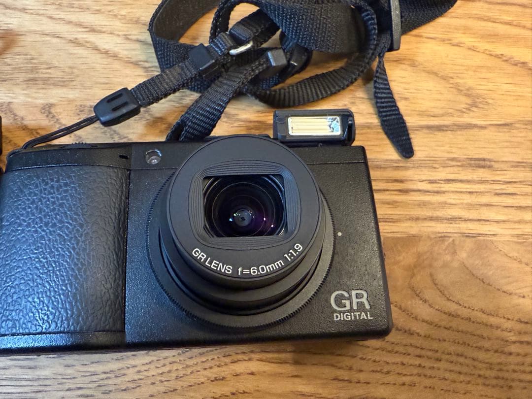 【価格交渉可】RICOH GR、RICOH GR digitalⅲのセットです！