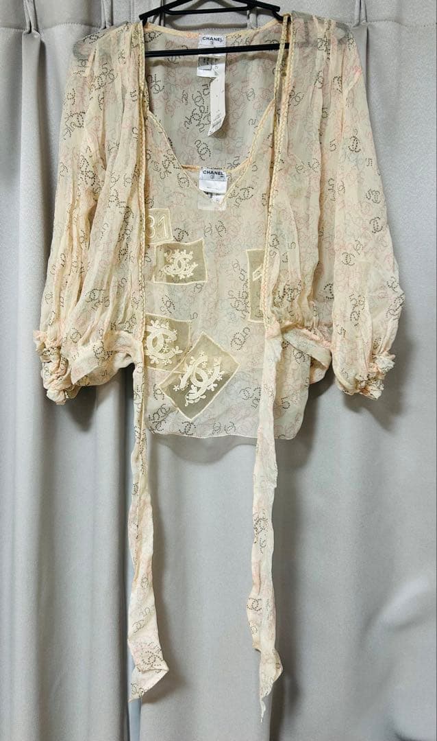 【新品タグ付き】CHANEL シルクキャミ＆カーディガン セット
