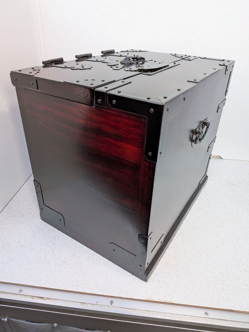 b746、時代 箪笥 懸硯 鍵付き 古民芸 小箪笥 引出し 掛硯 硯箱