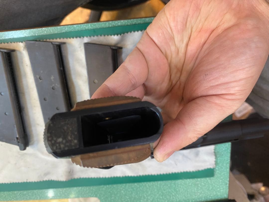 東京マルイコルトガバメントマークIV 70ガスブローバック　マガジンポーチ付き