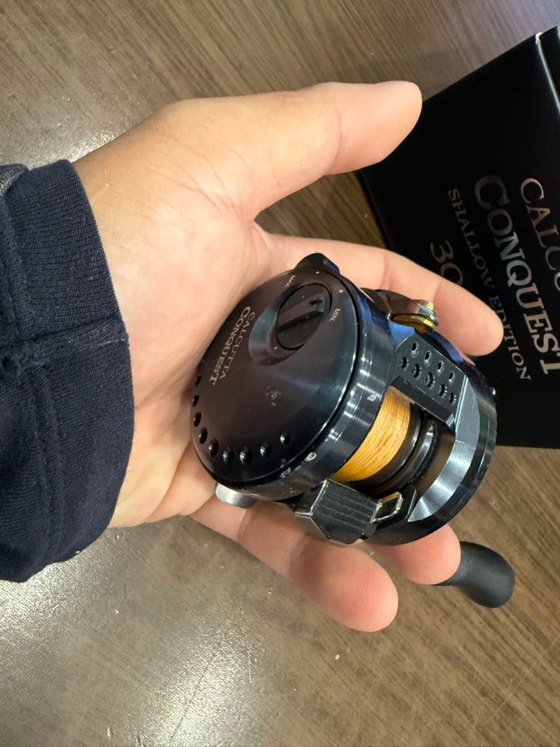 Calcutta Conquest 30HG ベイトリール