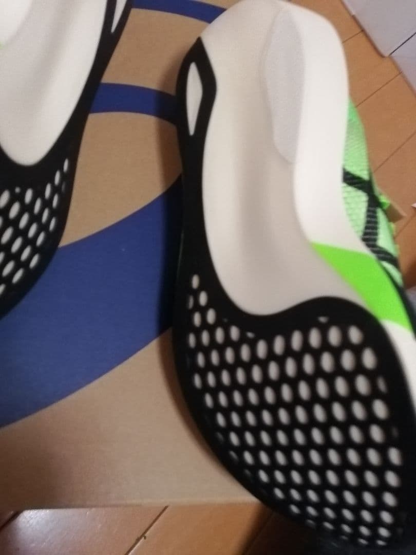 Lucky　新品未使用　メタスピードエッジ東京25.5