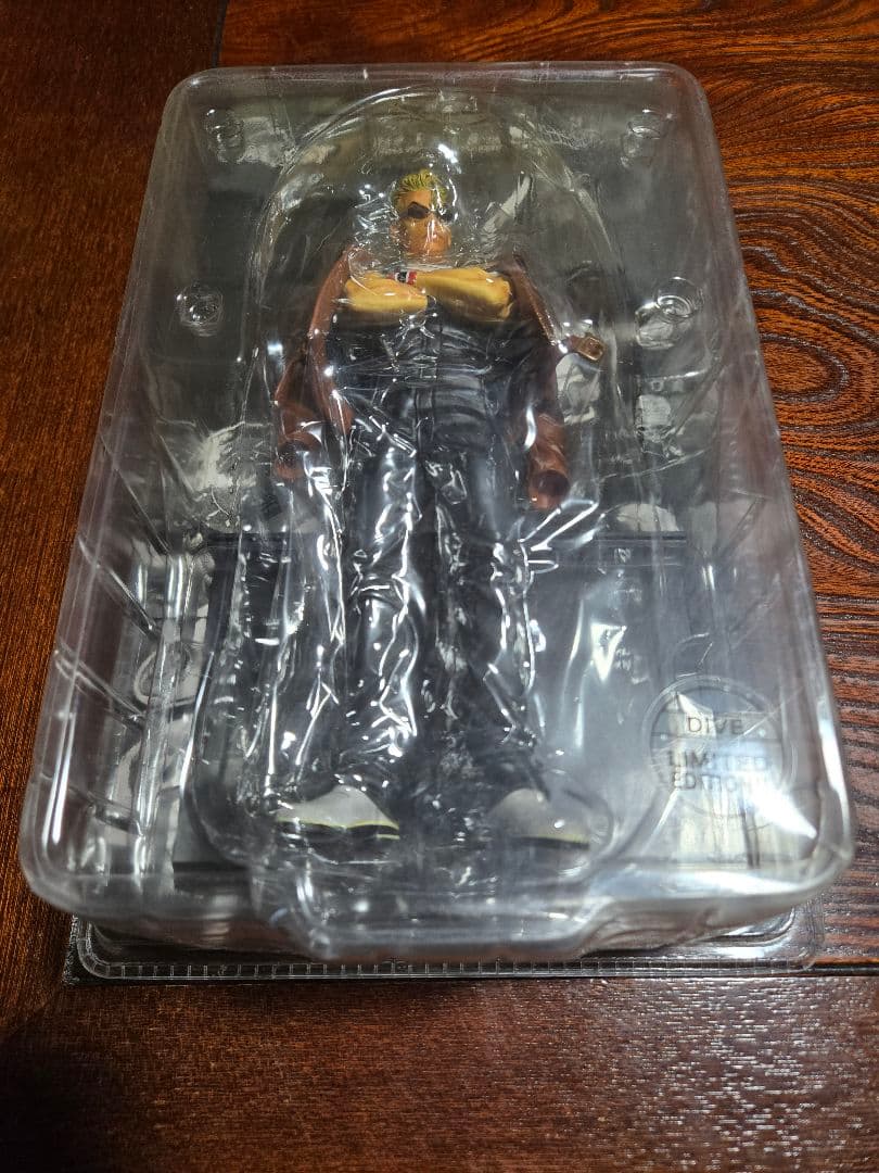 クローズ FBG 髑髏の系譜編 村田十三 ダイブ限定版 フィギュア