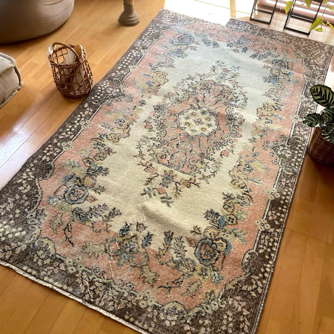 118×207 フローラルメダリオン　スモーキーピンク　トルコヴィンテージラグ