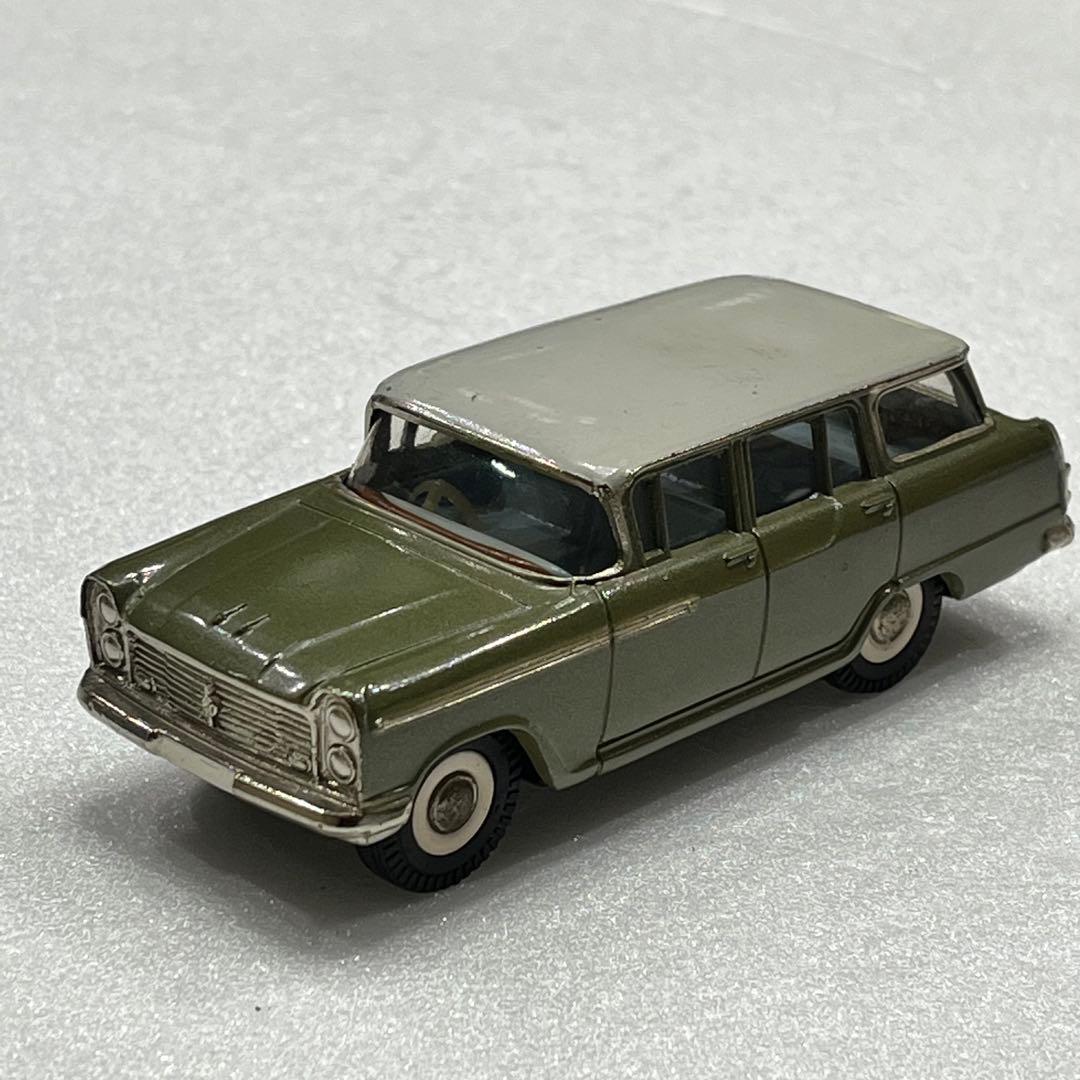 CHERYCA PHENIX TAISEYA ニッサン　セドリック　バン