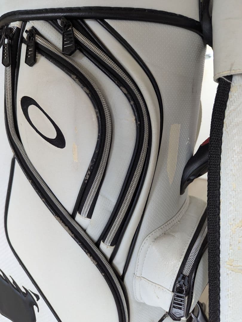 OAKLEY SKULLキャディバッグ