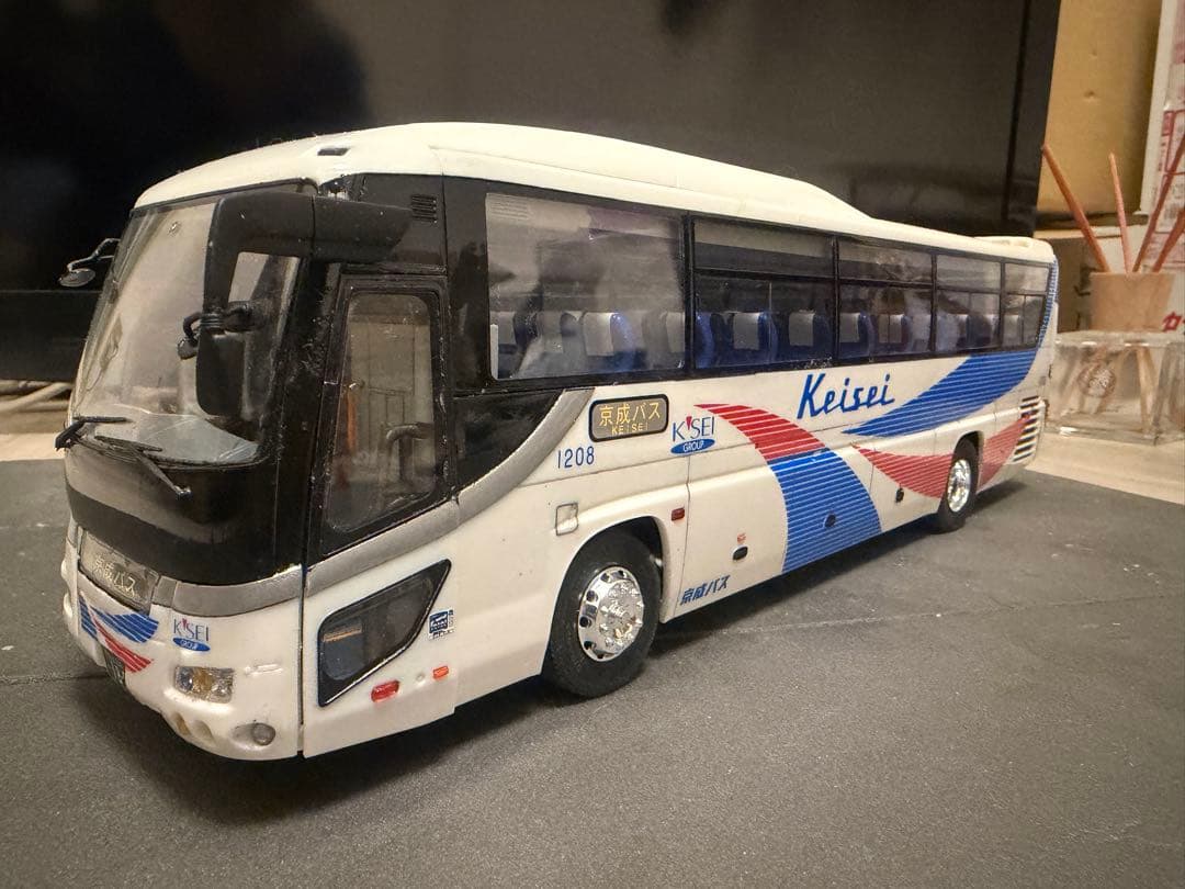 フジミ模型1/32いすゞガーラ京成バス　プラモデル完成品