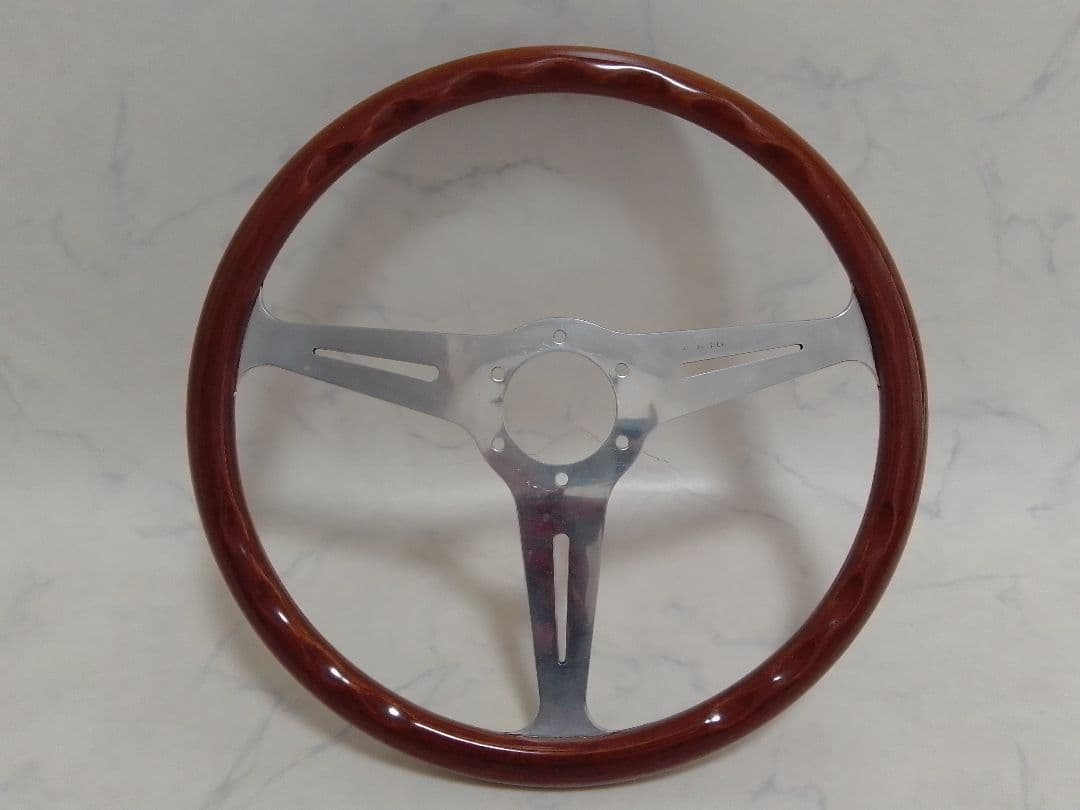 VERONA ヴェローナ victoria ウッドステアリング 外径約37cm