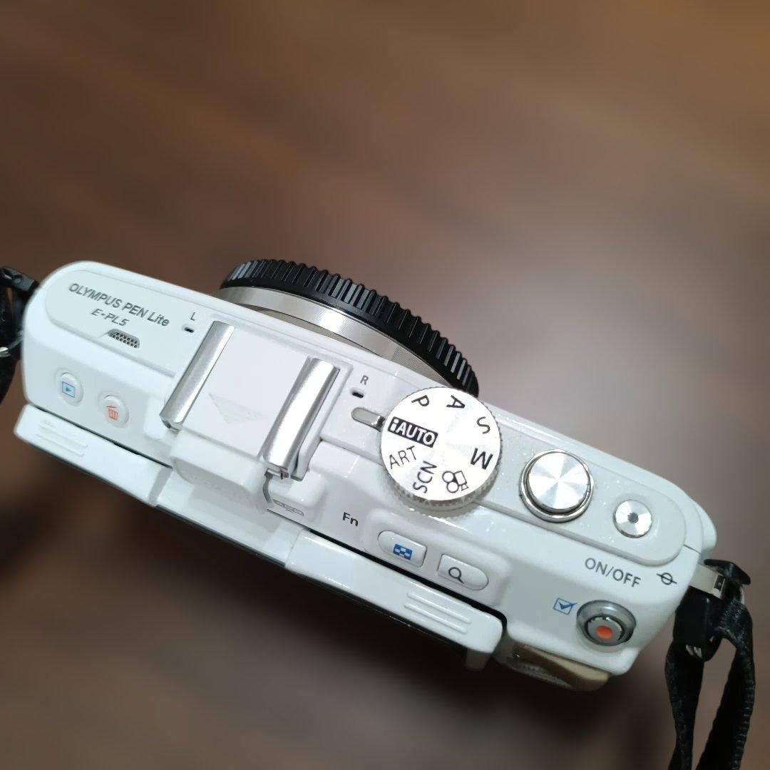 OLYMPUS PEN Lite E-PL5 ミラーレス一眼カメラ ホワイト