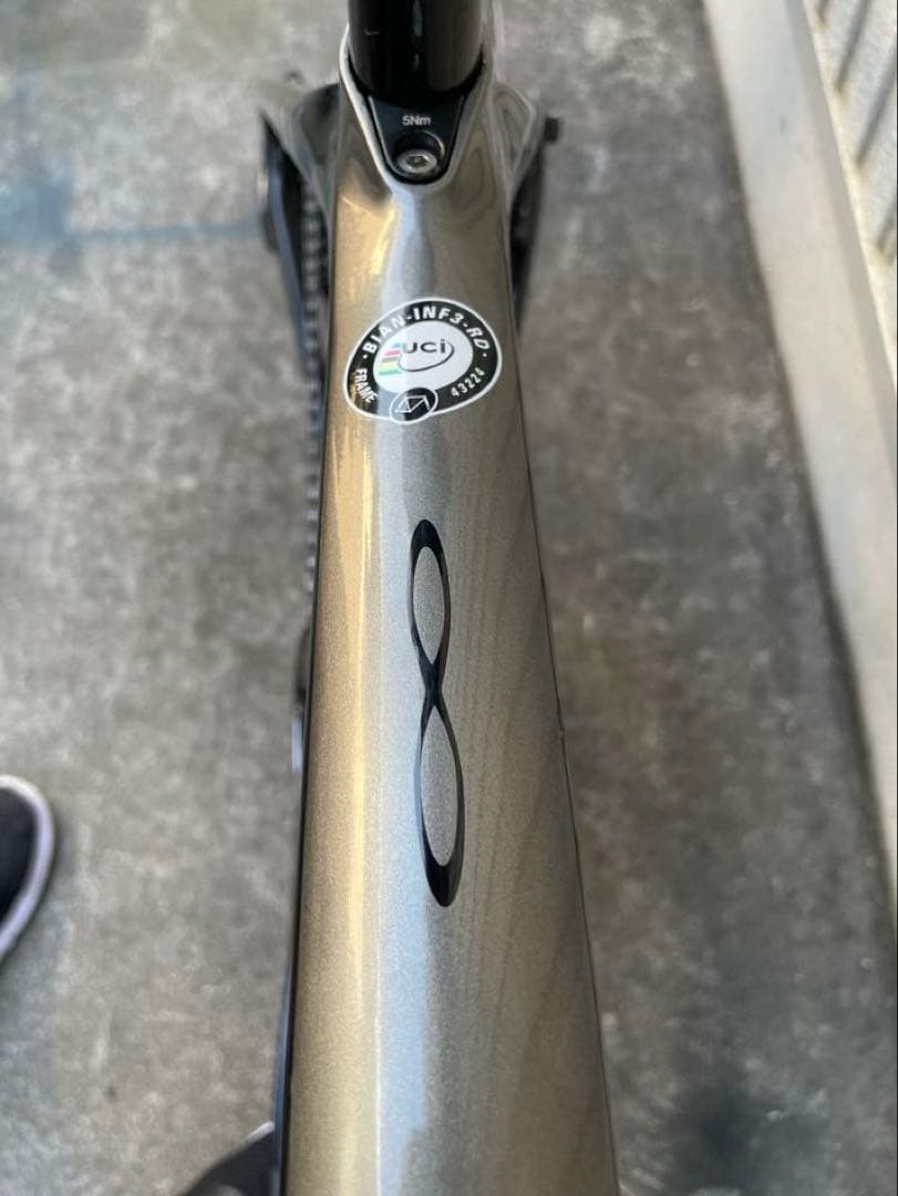 自転車本体 Bianchi INFINITO CV DISC ULTEGRA DI2 11S