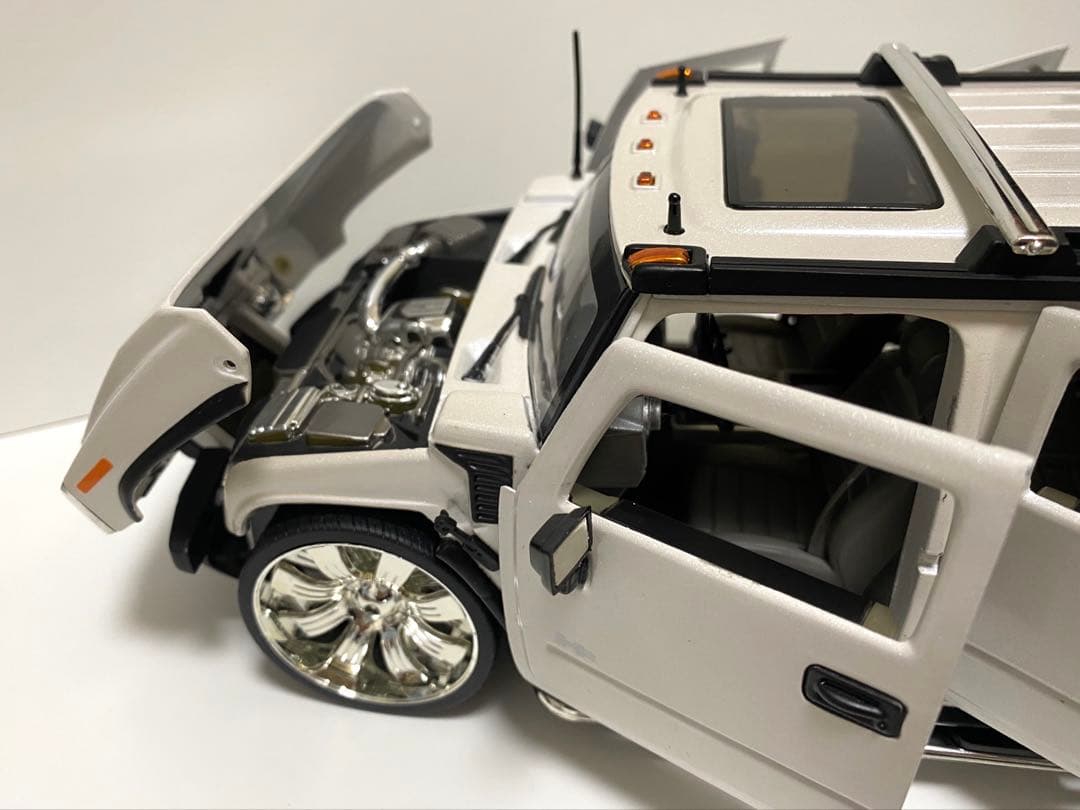 美品　1/18 アメ車　ミニカー　ハマー　H2 DUB スピナーホイール