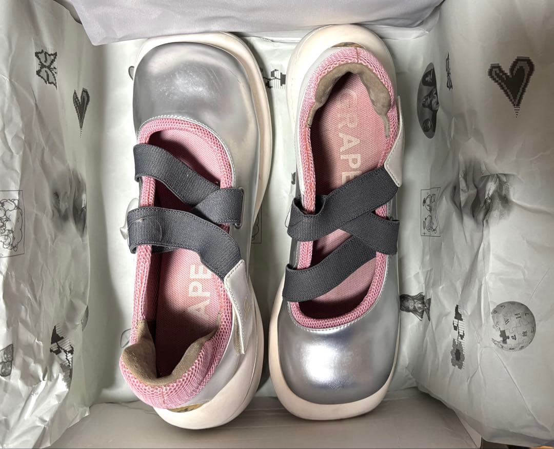 Grape 靴　シューズ　レア　シルバー　ピンク　シール付き　箱付き　240mm