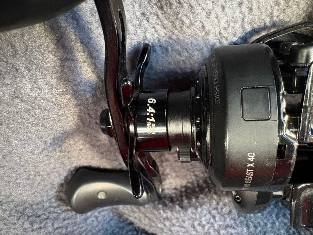 ABUアブガルシアREVO ビーストX40ギヤ比6.4:1